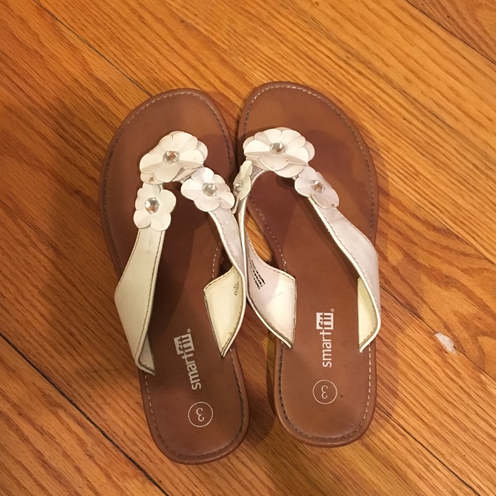 Kids sandals
